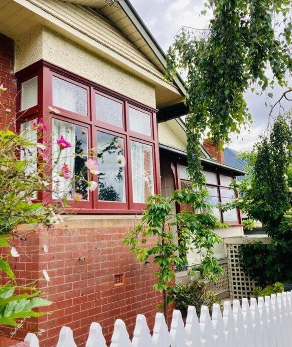 Warwick St Retreat! 3 Bedroom House With Parking Hobart Exterior foto